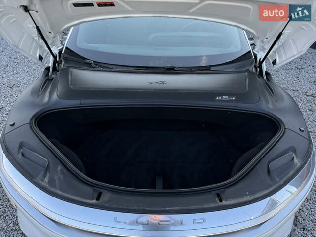 Белый Lucid Air, объемом двигателя 0 л и пробегом 8 тыс. км за 41990 $, фото 70 на Automoto.ua