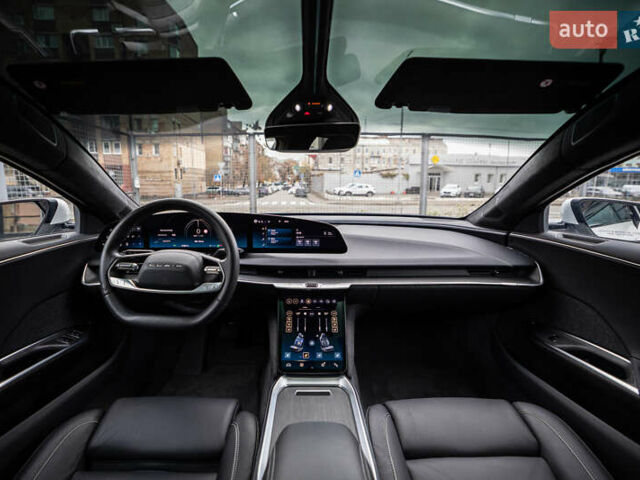 Белый Lucid Air, объемом двигателя 0 л и пробегом 10 тыс. км за 49950 $, фото 3 на Automoto.ua