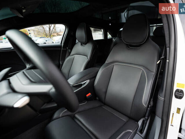 Белый Lucid Air, объемом двигателя 0 л и пробегом 10 тыс. км за 49950 $, фото 48 на Automoto.ua