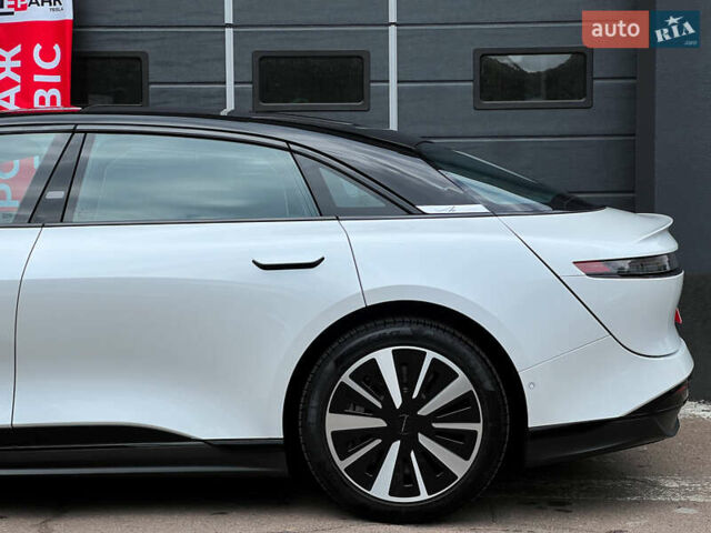 Білий Lucid Air, об'ємом двигуна 0 л та пробігом 13 тис. км за 43999 $, фото 6 на Automoto.ua