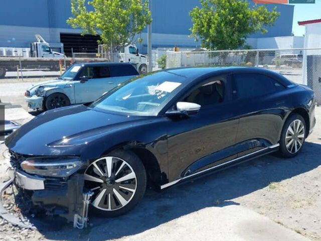 Черный Lucid Air, объемом двигателя 0 л и пробегом 37 тыс. км за 20000 $, фото 2 на Automoto.ua