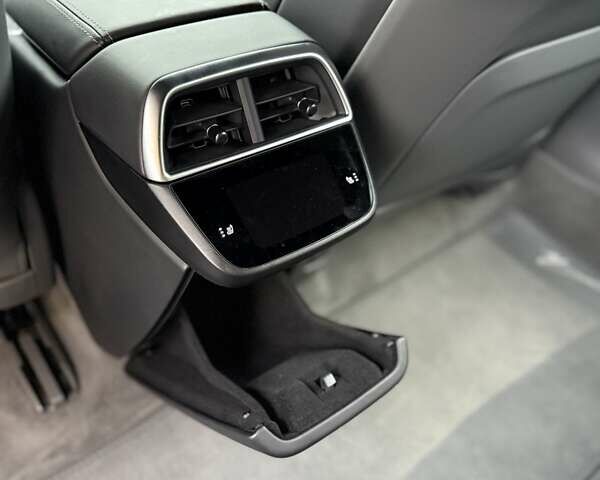 Коричневий Lucid Air, об'ємом двигуна 0 л та пробігом 700 тис. км за 32000 $, фото 2457 на Automoto.ua