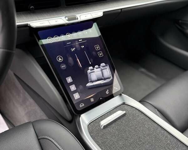 Коричневий Lucid Air, об'ємом двигуна 0 л та пробігом 700 тис. км за 32000 $, фото 3567 на Automoto.ua