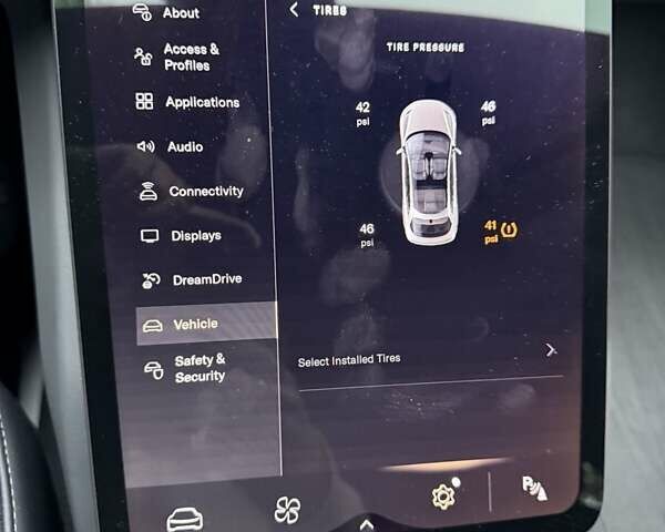 Коричневий Lucid Air, об'ємом двигуна 0 л та пробігом 700 тис. км за 32000 $, фото 2673 на Automoto.ua