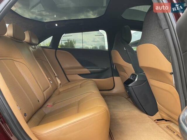 Красный Lucid Air, объемом двигателя 0 л и пробегом 5 тыс. км за 52900 $, фото 37 на Automoto.ua