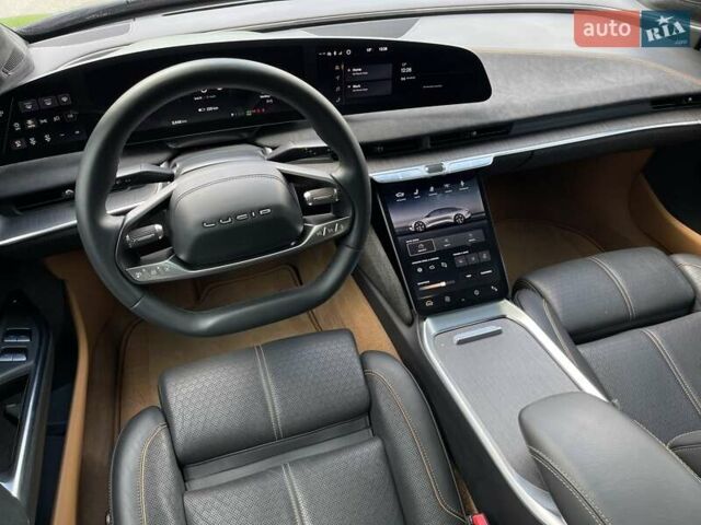 Красный Lucid Air, объемом двигателя 0 л и пробегом 5 тыс. км за 52900 $, фото 19 на Automoto.ua