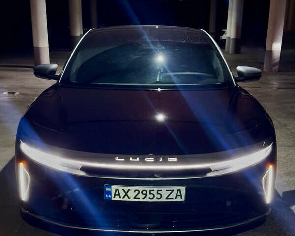 Красный Lucid Air, объемом двигателя 0 л и пробегом 12 тыс. км за 45000 $, фото 1 на Automoto.ua