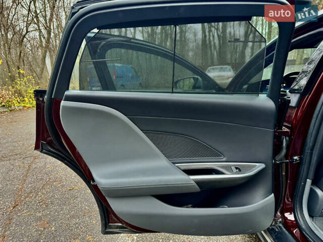 Красный Lucid Air, объемом двигателя 0 л и пробегом 12 тыс. км за 45000 $, фото 11 на Automoto.ua