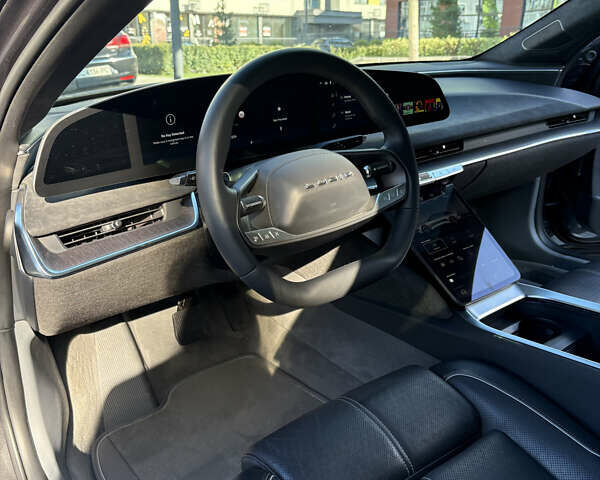 Сірий Lucid Air, об'ємом двигуна 0 л та пробігом 54 тис. км за 54000 $, фото 12 на Automoto.ua