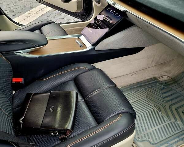 Серый Lucid Air, объемом двигателя 0 л и пробегом 15 тыс. км за 54999 $, фото 35 на Automoto.ua