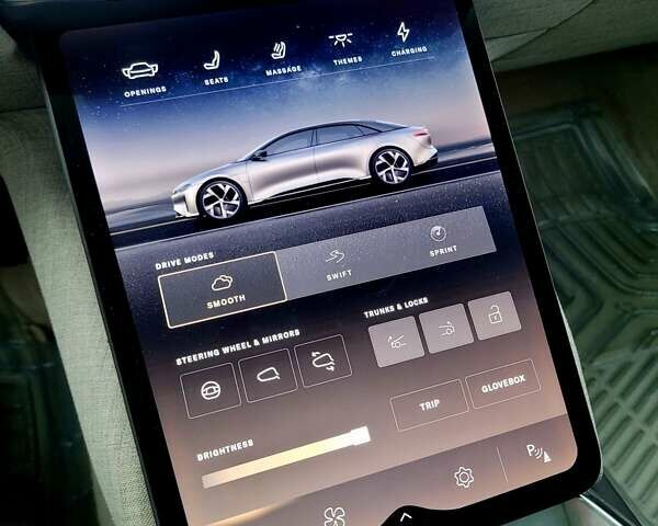 Серый Lucid Air, объемом двигателя 0 л и пробегом 15 тыс. км за 54999 $, фото 39 на Automoto.ua