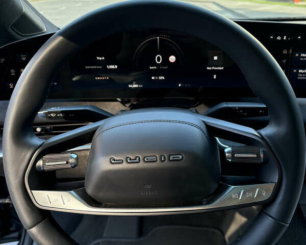 Сірий Lucid Air, об'ємом двигуна 0 л та пробігом 54 тис. км за 54000 $, фото 10 на Automoto.ua