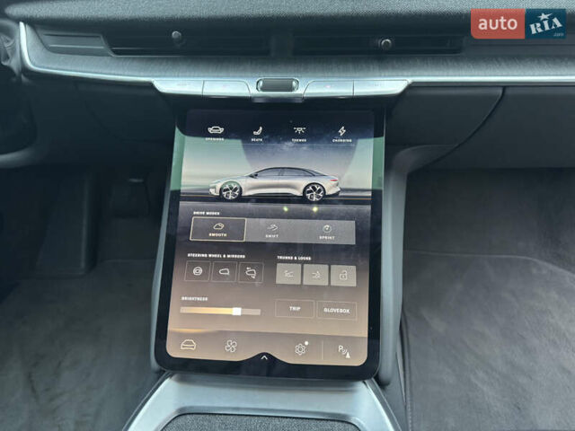 Сірий Lucid Air, об'ємом двигуна 0 л та пробігом 5 тис. км за 41500 $, фото 35 на Automoto.ua
