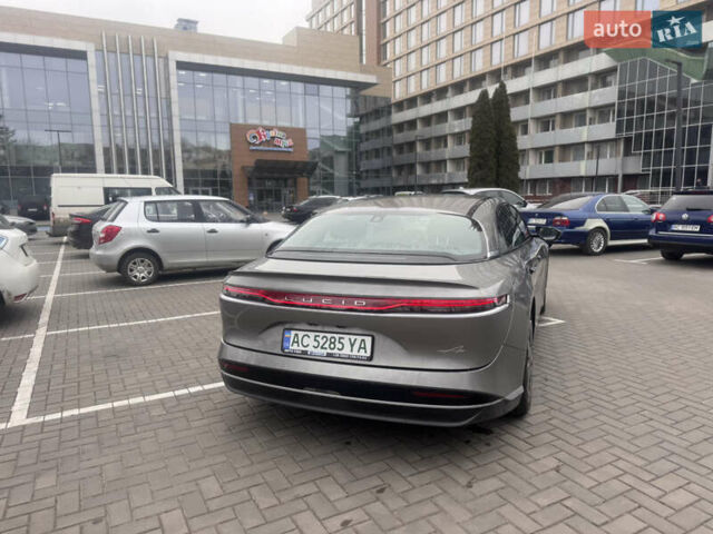 Серый Lucid Air, объемом двигателя 0 л и пробегом 30 тыс. км за 43500 $, фото 4 на Automoto.ua