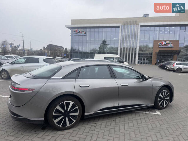 Серый Lucid Air, объемом двигателя 0 л и пробегом 30 тыс. км за 43500 $, фото 2 на Automoto.ua