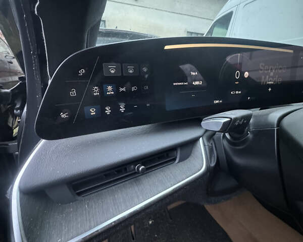 Серый Lucid Air, объемом двигателя 0 л и пробегом 12 тыс. км за 29990 $, фото 13 на Automoto.ua