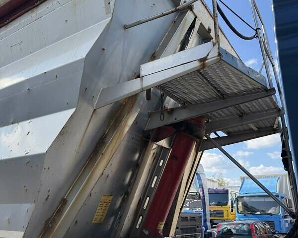 Luck SKF, об'ємом двигуна 0 л та пробігом 200 тис. км за 18914 $, фото 7 на Automoto.ua