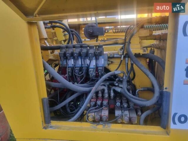 Желтый MAIT HR, объемом двигателя 4.7 л и пробегом 20 тыс. км за 99285 $, фото 10 на Automoto.ua