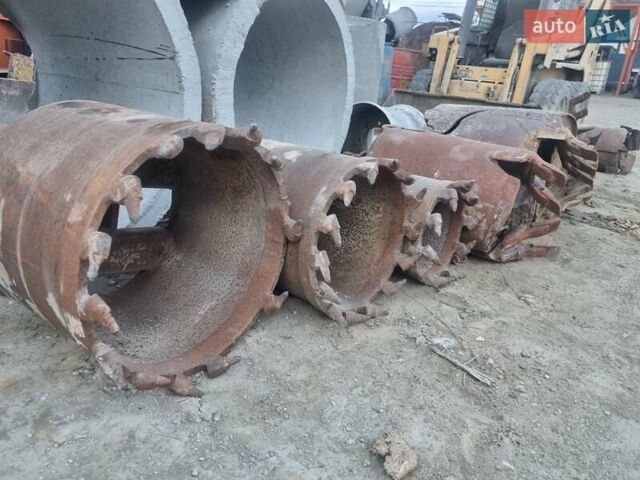 Желтый MAIT HR, объемом двигателя 4.7 л и пробегом 20 тыс. км за 99285 $, фото 1 на Automoto.ua