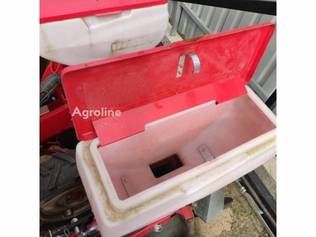 Красный Mascar Другая, объемом двигателя 0 л и пробегом 0 тыс. км за 19767 $, фото 12 на Automoto.ua