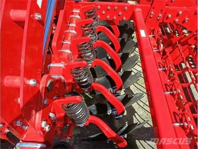 Красный Matris Armoni XL 500, объемом двигателя 0 л и пробегом 0 тыс. км за 52902 $, фото 11 на Automoto.ua