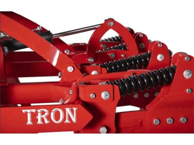 Красный Matris Tron, объемом двигателя 0 л и пробегом 0 тыс. км за 7259 $, фото 4 на Automoto.ua