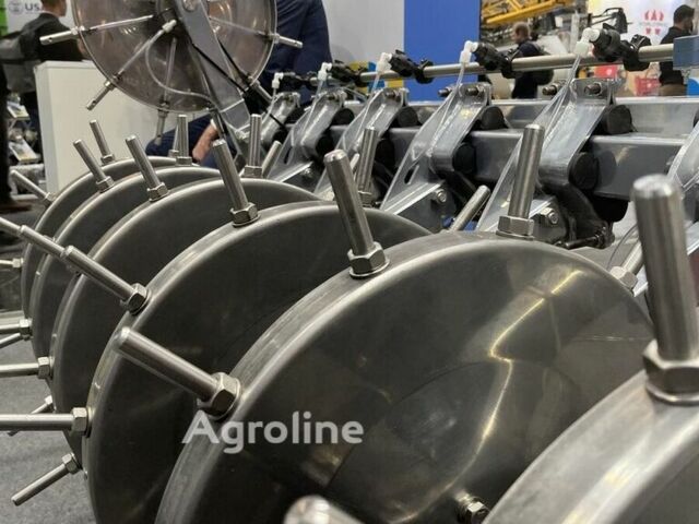 Коричневый MaxiMarin Другая, объемом двигателя 0 л и пробегом 0 тыс. км за 13372 $, фото 5 на Automoto.ua