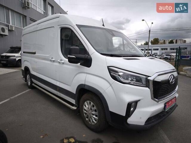 Белый Maxus Deliver 9, объемом двигателя 0 л и пробегом 74 тыс. км за 32999 $, фото 3 на Automoto.ua