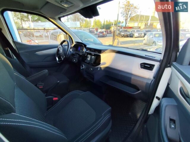 Белый Maxus e-Deliver 3, объемом двигателя 0 л и пробегом 65 тыс. км за 21999 $, фото 28 на Automoto.ua