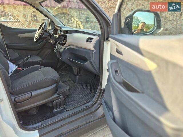 Білий Maxus e-Deliver 3, об'ємом двигуна 0 л та пробігом 108 тис. км за 15500 $, фото 9 на Automoto.ua