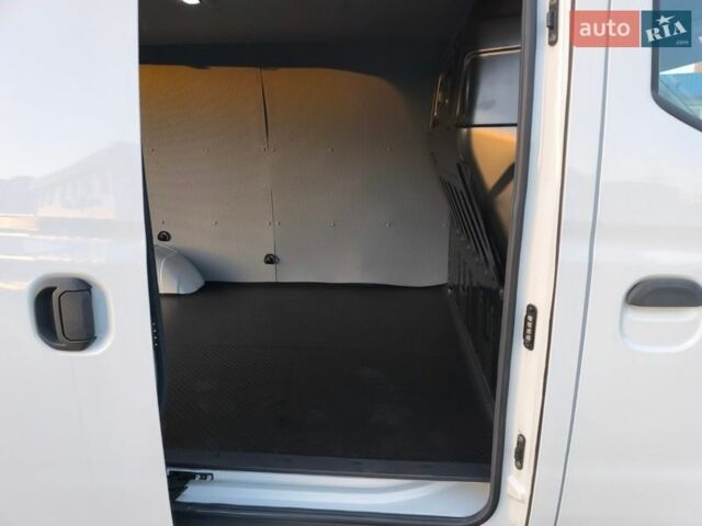 Белый Maxus e-Deliver 3, объемом двигателя 0 л и пробегом 1 тыс. км за 29999 $, фото 32 на Automoto.ua