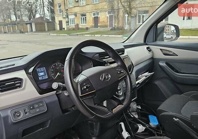 Білий Maxus e-Deliver 3, об'ємом двигуна 0 л та пробігом 27 тис. км за 16300 $, фото 19 на Automoto.ua