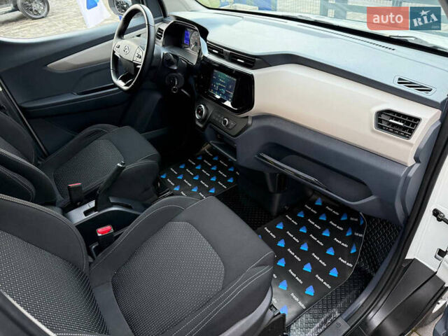 Белый Maxus e-Deliver 3, объемом двигателя 0 л и пробегом 22 тыс. км за 19900 $, фото 12 на Automoto.ua