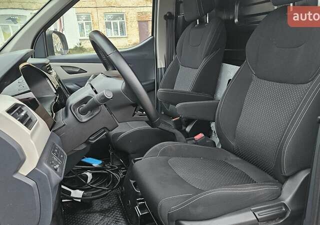 Білий Maxus e-Deliver 3, об'ємом двигуна 0 л та пробігом 27 тис. км за 16300 $, фото 10 на Automoto.ua