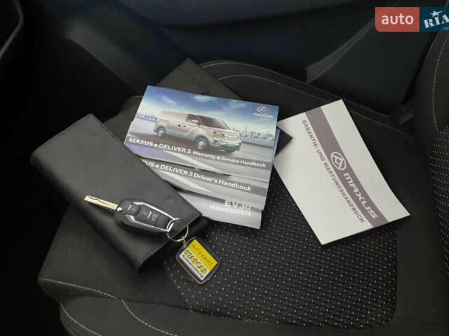 Белый Maxus e-Deliver 3, объемом двигателя 0 л и пробегом 16 тыс. км за 21500 $, фото 11 на Automoto.ua