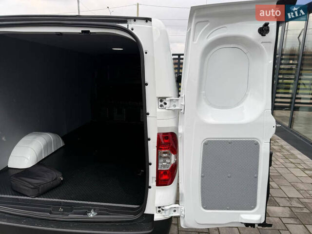 Белый Maxus e-Deliver 3, объемом двигателя 0 л и пробегом 22 тыс. км за 19900 $, фото 17 на Automoto.ua