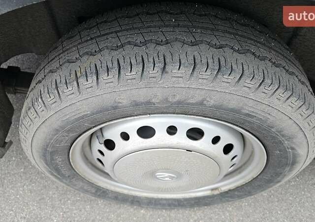 Білий Maxus e-Deliver 3, об'ємом двигуна 0 л та пробігом 27 тис. км за 16300 $, фото 21 на Automoto.ua