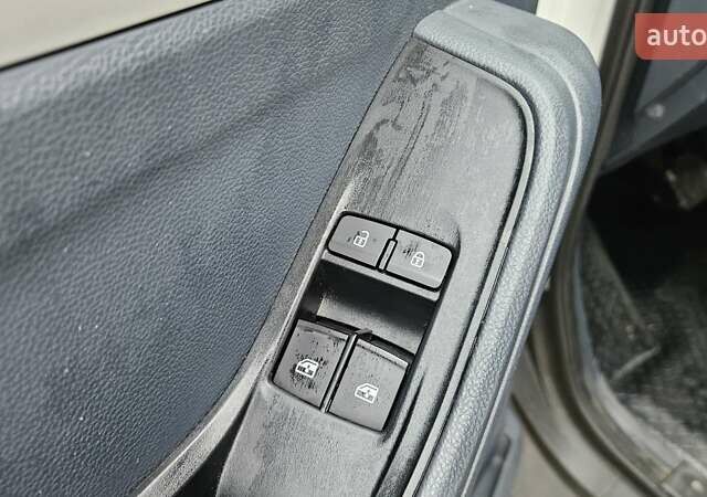 Білий Maxus e-Deliver 3, об'ємом двигуна 0 л та пробігом 27 тис. км за 16300 $, фото 12 на Automoto.ua