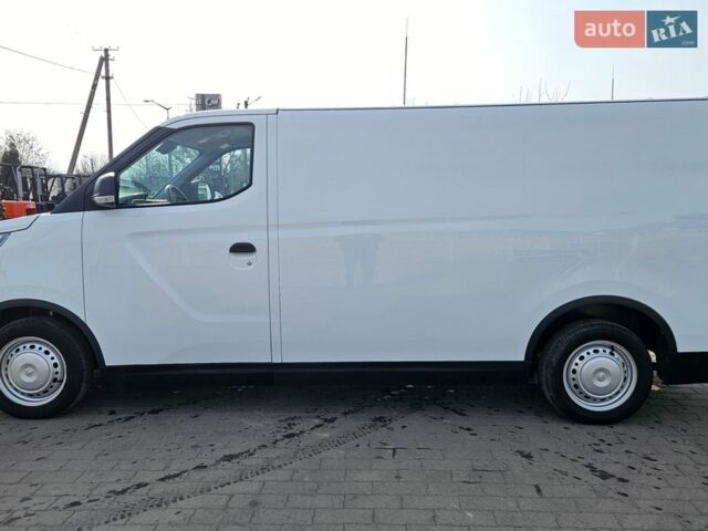 Белый Maxus e-Deliver 3, объемом двигателя 0 л и пробегом 28 тыс. км за 17200 $, фото 3 на Automoto.ua