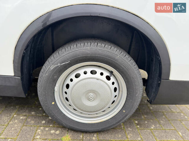 Белый Maxus e-Deliver 3, объемом двигателя 0 л и пробегом 1 тыс. км за 21572 $, фото 9 на Automoto.ua