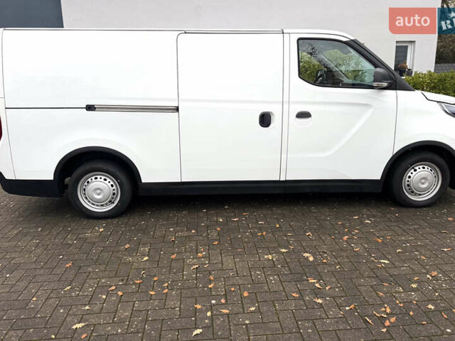 Белый Maxus e-Deliver 3, объемом двигателя 0 л и пробегом 1 тыс. км за 21572 $, фото 4 на Automoto.ua