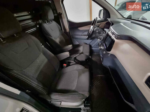 Серый Maxus e-Deliver 3, объемом двигателя 0 л и пробегом 55 тыс. км за 17999 $, фото 14 на Automoto.ua
