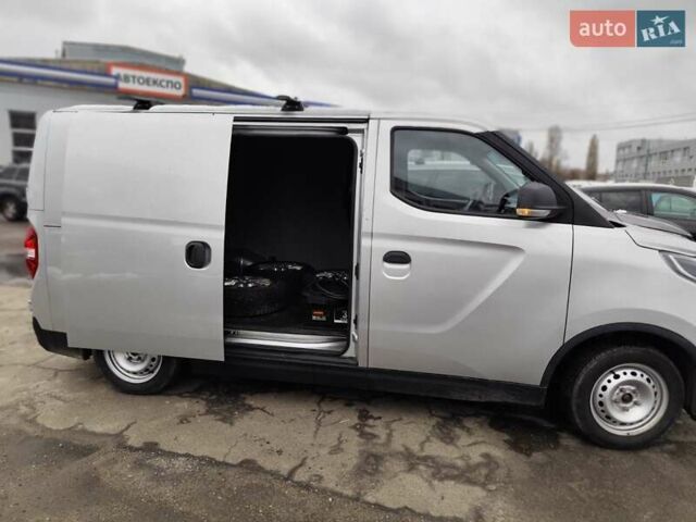 Серый Maxus e-Deliver 3, объемом двигателя 0 л и пробегом 33 тыс. км за 16999 $, фото 11 на Automoto.ua