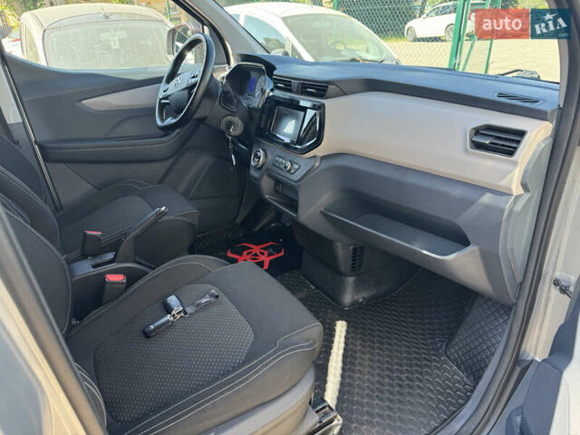 Серый Maxus e-Deliver 3, объемом двигателя 0 л и пробегом 95 тыс. км за 12800 $, фото 13 на Automoto.ua