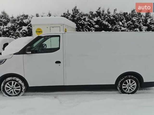 Серый Maxus e-Deliver 3, объемом двигателя 0 л и пробегом 55 тыс. км за 17999 $, фото 7 на Automoto.ua