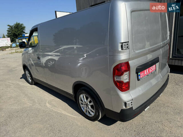 Серый Maxus e-Deliver 3, объемом двигателя 0 л и пробегом 95 тыс. км за 12800 $, фото 5 на Automoto.ua