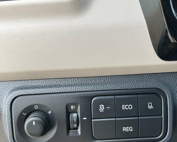 Серый Maxus e-Deliver 3, объемом двигателя 0 л и пробегом 24 тыс. км за 16900 $, фото 27 на Automoto.ua