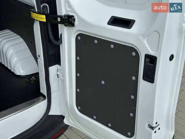 Белый Maxus e-Deliver 7, объемом двигателя 0 л и пробегом 1 тыс. км за 25900 $, фото 20 на Automoto.ua