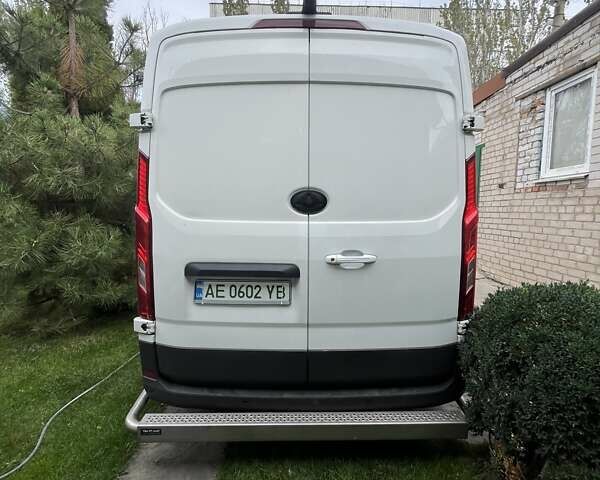 Белый Maxus e-Deliver 9, объемом двигателя 0 л и пробегом 64 тыс. км за 29500 $, фото 1 на Automoto.ua