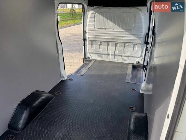 Білий Maxus e-Deliver 9, об'ємом двигуна 0 л та пробігом 167 тис. км за 23900 $, фото 8 на Automoto.ua